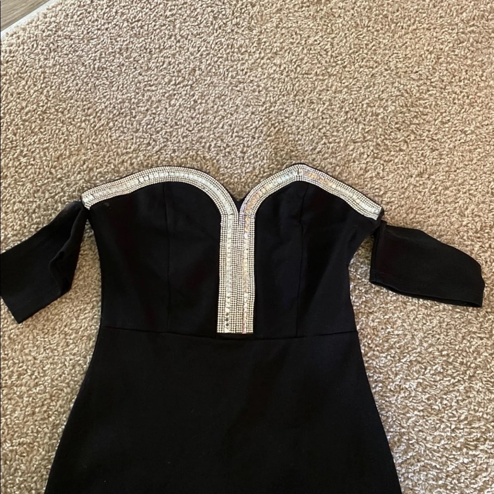 Dress - Picture 2 of 2